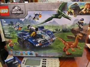 LEGO Jurassic World: Gallimimus and Pteranodon Breakout (75940) New Sealed - Picture 1 of 5