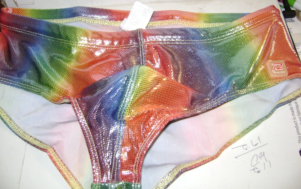 UN BIKINI RARO PISTOLA PETE RAINBOW, TIENE LOGO, CINTURA CON CORDÓN, BOLSA FORRADA, MED. Foto 1 de 4