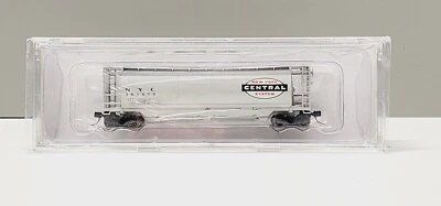 New York Central Railroad 3 Bay Cylindrical Hopper Car 885955 Bowser N 38149 - Image 1 of 2