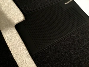 Juego de alfombras de bucle negro para Mercedes W110 190 - 190D - 200 - 200D 1961-1968 - Imagen 1 de 2