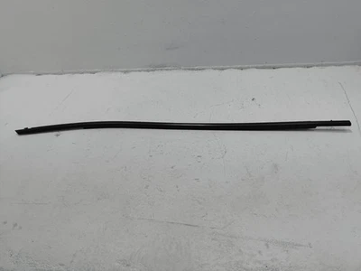 2019-2025 Toyota RAV4 Front Right Passenger Side Door Window Belt Molding OEM - Изображение 1 из 4