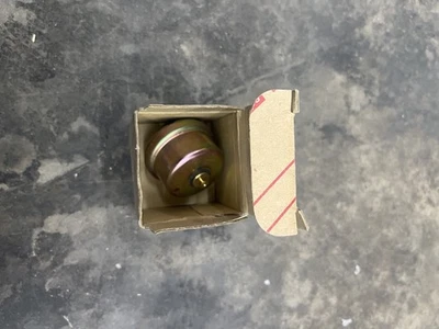 INTERRUPTOR DE PRESIÓN DE ACEITE ORIGINAL TOYOTA COROLLA 4RUNNER CELICA SUPRA 83520-35032 Foto 1 de 4