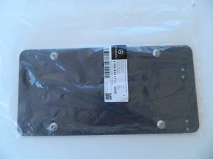 MERCEDES-BENZ License Plate Bracket / Mounting Plate NEW #A 000 810 17 11 0028 - Picture 1 of 3