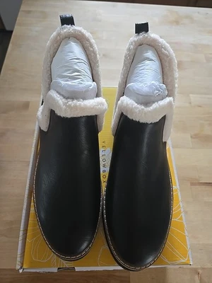 New Yellow Box Women'ssz 9 M Ankle Boots Black Faux Fur - Image 1 of 4