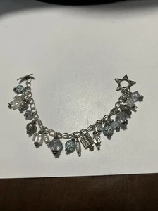 Sweet Silver Tone Charm Bracelet 7 1/2” Glass Faux Pearl & Silver Tone Accents - Picture 1 of 12