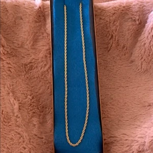 Spiral Chain Necklace - Picture 1 of 6