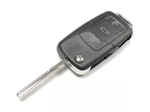 RFC 3 button flip key case for Skoda Roomster remote fob 2006 - 2009 5J - Picture 1 of 4