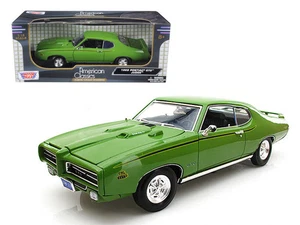 1969 Pontiac GTO Judge Green 1/18 Diecast Car Model by Motormax - Picture 1 of 1