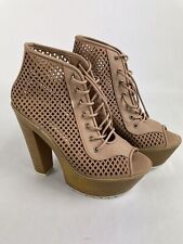 Women's Size 7.5 Dollhouse Brand 6" Heel Cream Platform Shoes Good Condition
