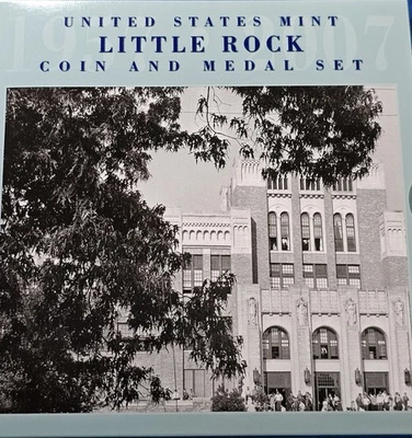 2007 P Little Rock Coin and Bronze Medal Set Silver Dollar US Mint Issued - Image 1 of 4