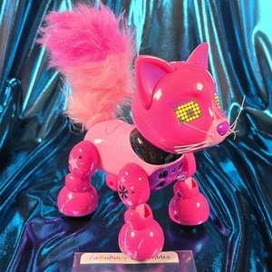 Zoomer Meowzies 'Runway' Interactive Pink Kitten Cat Robot Lights Sounds Sensors - Picture 1 of 11