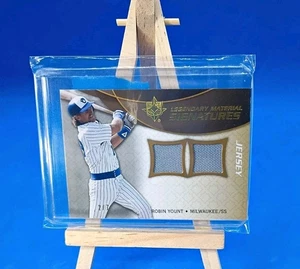 Robin Yount #LMS-RY 2009 Upper Deck Ult Coll Legendary Material SSP 2/7 - Picture 1 of 8