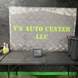 2016-2017 Chevy Malibu Info Radio Display Screen 8.0" OEM - Picture 1 of 7