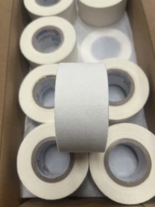 Stoff Hockey Band weiß 1 1/2" mal 13 Meter Kiste mit 32 Rollen Factory Case - Bild 1 von 5