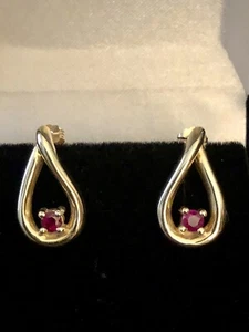 14k Yellow Gold Ruby Post Earrings Solid 3.57 Grams - Picture 1 of 9