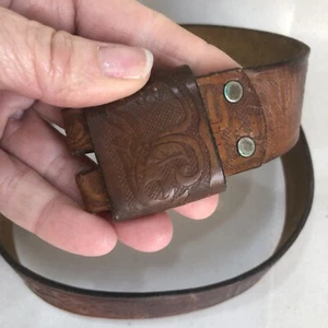 Cintura vintage in pelle goffrata di El Charro Western Cowboy Boho Festival 40"L - Foto 1 di 14