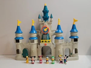 Juego de Castillo Disney Playmates 1987 vintage con Mickey, Plutón y otras figuras - Imagen 1 de 24