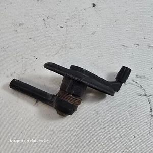Dodge Daytona Chrysler Laser Seat Belt Actuator 4327123 - Picture 1 of 3