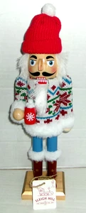 CASCANUECES DE NAVIDAD~14"~USAR UN SUÉTER DE INVIERNO CON UNA TAZA DE CHOCLATE caliente - Imagen 1 de 4