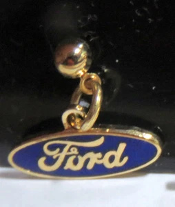 Dije ovalado Ford vintage - Imagen 1 de 3