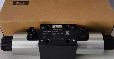1PC New In Box PARKER D3W002CNJW42 Hydraulic Solenoid Control Valve - Image 1 of 4