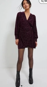 BNWT Woman’s Plum Velvet Leopard Print Wrap Dress Size 10 Occasion Party Cruise - Picture 1 of 11