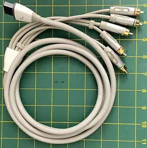 Wii AV Cable - Picture 1 of 4