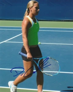 SEXY DOMINIKA CIBULKOVA SIGNED WTA TENNIS 8x10 PHOTO #1 Autograph PROOF - Picture 1 of 3