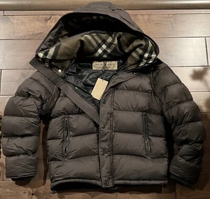Authentic Brand New Burberry Coat Jacket Olive Men US 38 - Picture 1 of 9