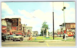 Columbus Georgia Shopping Center on Broadway Postcard C361 - Picture 1 of 2