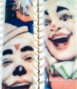 SKETCHARONI Marke Clown Thema Lasagne Pasta Nudeln Spaß Mahlzeiten Geschenke - Bild 1 von 3