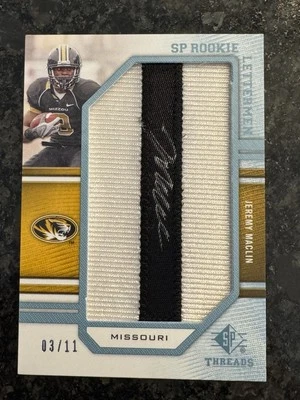 2009 Upper Deck SP Threads Jeremy Maclin 3/11 Auto Lettermen Patch Rookie Card - Image 1 of 2