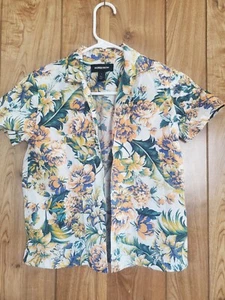 Nordstrom Boys Floral Print Shirt Sz 7 Short Sleeves Cotton - Picture 1 of 4