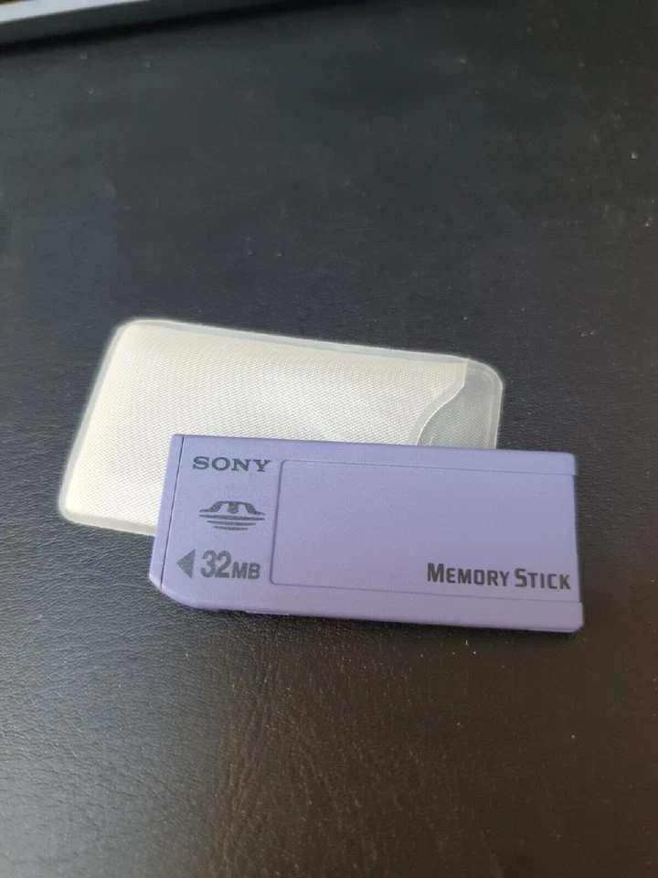 Sony Memory Stick 32MB - MagicGate - Image 1 of 1