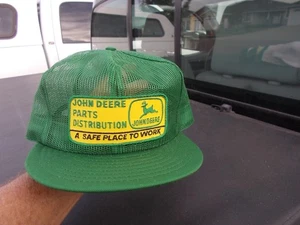 Tapa Snapback de malla para lugar de trabajo seguro de distribución de piezas de tractor John Deere de colección - Imagen 1 de 6