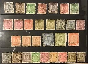 Iraq King Faisal second boy stamp selection IQ - Picture 1 of 2