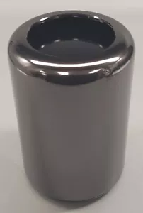 Apple Mac Pro 2013 6 Core Xeon E5 D300 3.5Ghz MD878LL/A 16GB RAM 256GB SSD GB - Picture 1 of 10