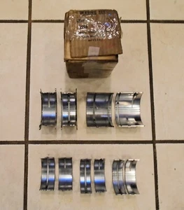 NOS Original GM 1947-1950 BUICK 40-50 Engine Main Bearing Set STD Size - Picture 1 of 6