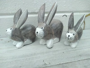 Rabbit Family Set of 3 Ornament Figure Wooden Super Cute Gift White & Grey - Picture 1 of 16
