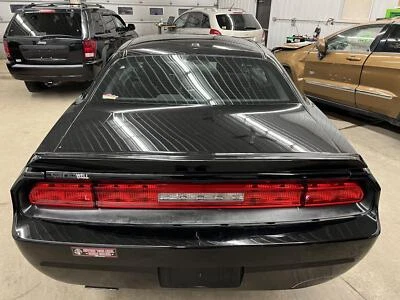 08-14 DODGE CHALLENGE MALETERO TRASERO TAPA PUERTA LEVADIZA PASO PINTURA NEGRA PX8 Foto 1 de 4