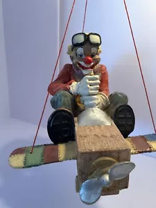 Vintage CRAZY INSANE clown on vintage Hanging Plain , Porecelain Signed - Picture 1 of 8