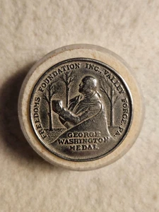 GEORGE WASHINGTON MEDAL COIN 1952 Silver Boy Scouts Get Out The Vote Campaign - Picture 1 of 2