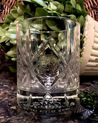 Limited Edition DEWAR’S Embossed Trefoil Celtic Truth Knot Rocks Glass PRISTINE! - Image 1 of 4