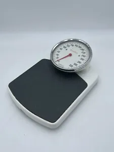 Vintage White Enamel Terraillon Floor Scale - Up To 330 Lbs - Raised Dial Works! - Picture 1 of 9