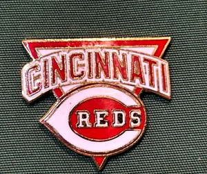 Cincinnati Reds Logo Hat / Lapel Pin MLB ~ G - Picture 1 of 1