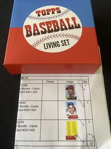SEALED Topps MLB Living Set 2 Karten Bundle #399-400 mit CL -WAINWRIGHT- YOGI BERRA - Bild 1 von 5