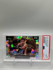 2023 Panini Select UFC Max Holloway Octagonside Cracked Ice /8 PSA 10 Gem Mint