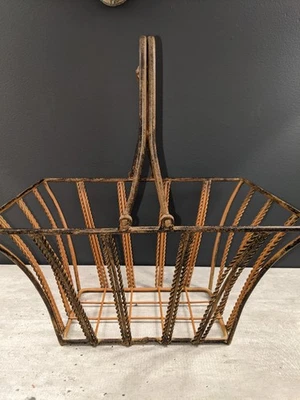 Rustic RECTANGULAR TWISTED METAL BASKET w/ HANDLE Heavy Metal / Solid 13' Shabby - Image 1 of 4