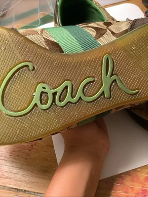 Обувь Coach размер 8 отлично подходит для повседневной носки или повседневных прогулок отличное состояние новая - Изображение 1 из 4