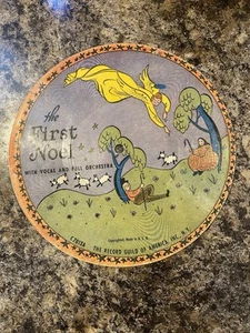 CARDBOARD PICTURE RECORD CHILDRENS CHRISTMAS FIRST NOEL/WASSAIL GUILD AMERICA - Picture 1 of 6